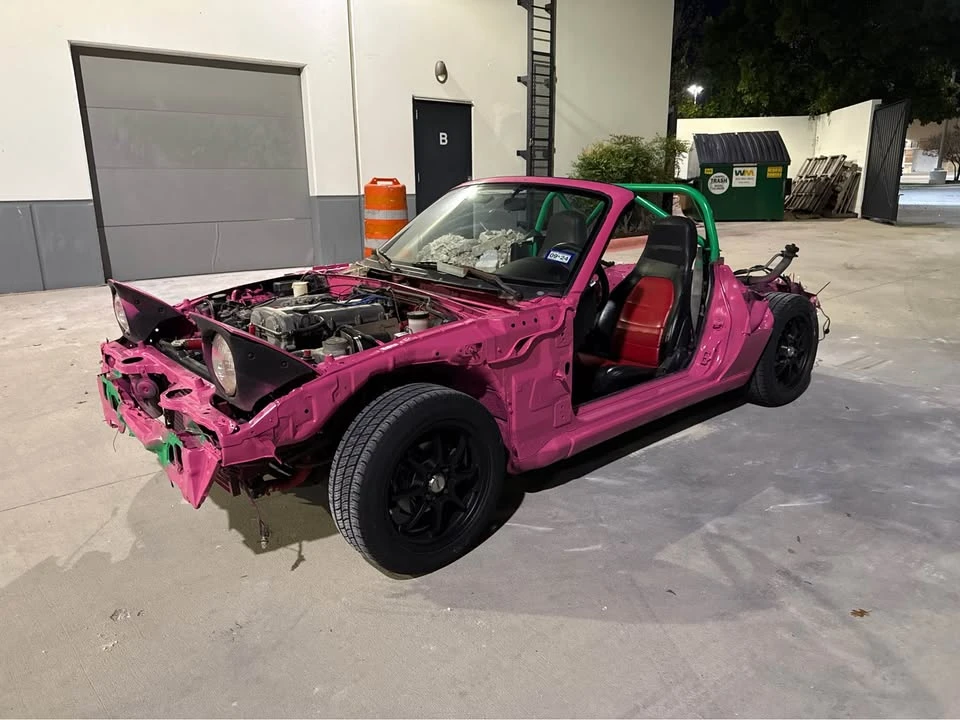 1990 Mazda NA MX-5 Miata - Image 2 of 3