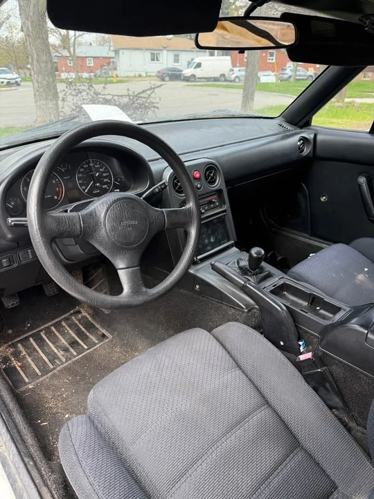 1990 Mazda NA MX-5 Miata - Image 11 of 12
