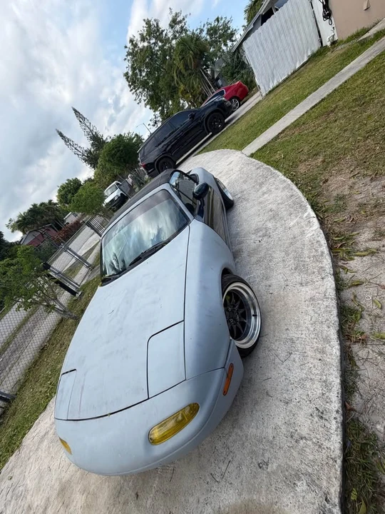 1990 Mazda NA MX-5 Miata - Image 4 of 4