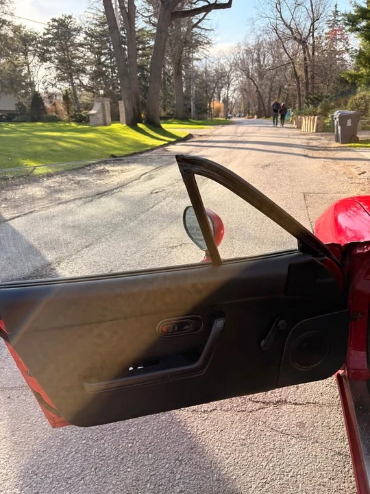 1990 Mazda NA MX-5 Miata - Image 14 of 20