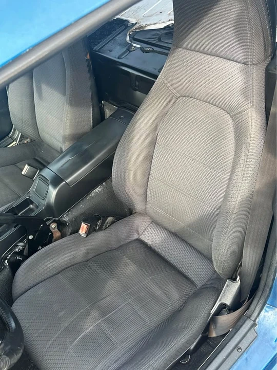 1990 Mazda NA MX-5 Miata - Image 2 of 10