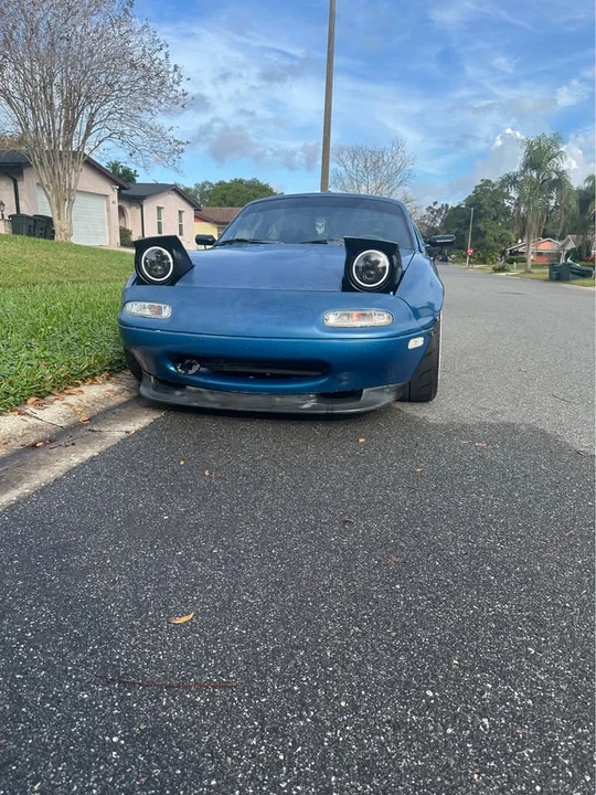 1990 Mazda NA MX-5 Miata - Image 9 of 10