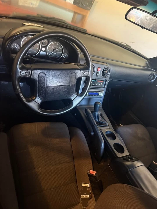1990 Mazda NA MX-5 Miata - Image 4 of 7