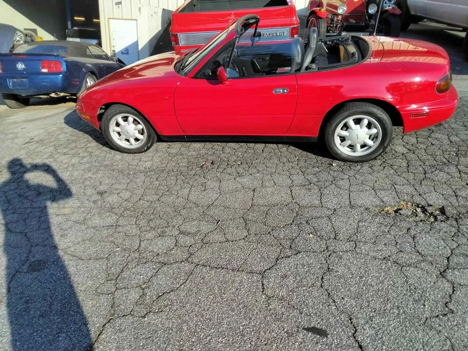 1990 Mazda NA MX-5 Miata - Image 2 of 17