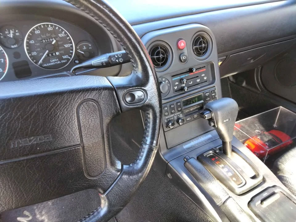 1990 Mazda NA MX-5 Miata - Image 6 of 17