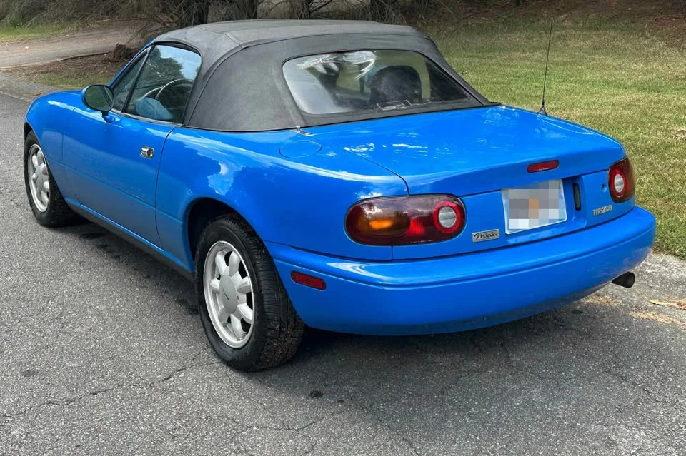 1990 Mazda NA MX-5 Miata - Image 4 of 5