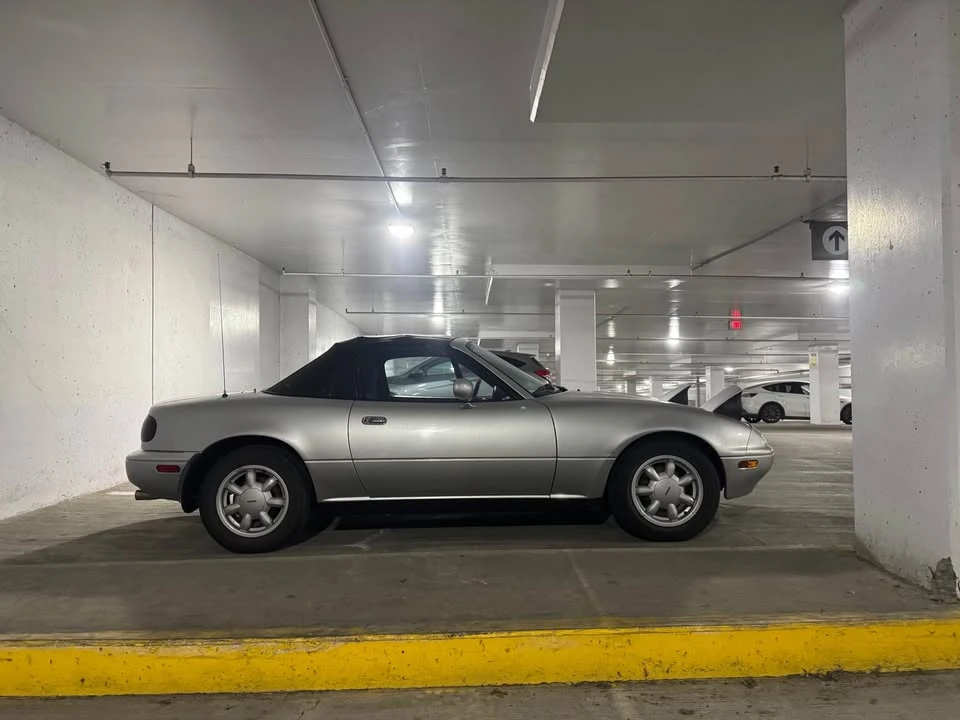 1990 Mazda NA MX-5 Miata - Image 5 of 13