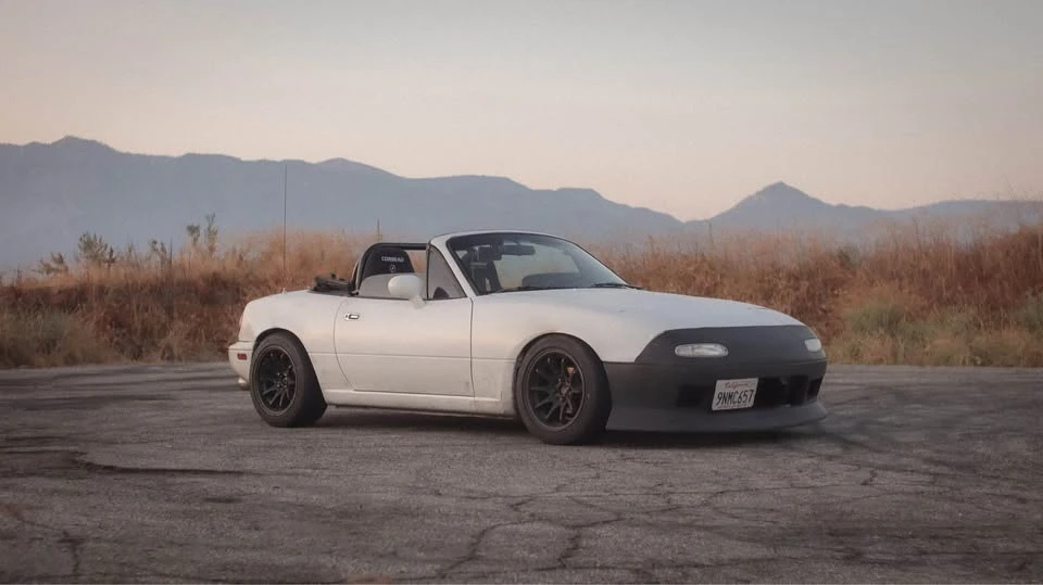 1990 Mazda NA MX-5 Miata - Image 5 of 7
