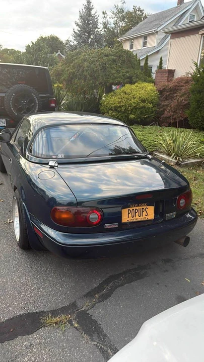 1990 Mazda NA MX-5 Miata - Image 3 of 4