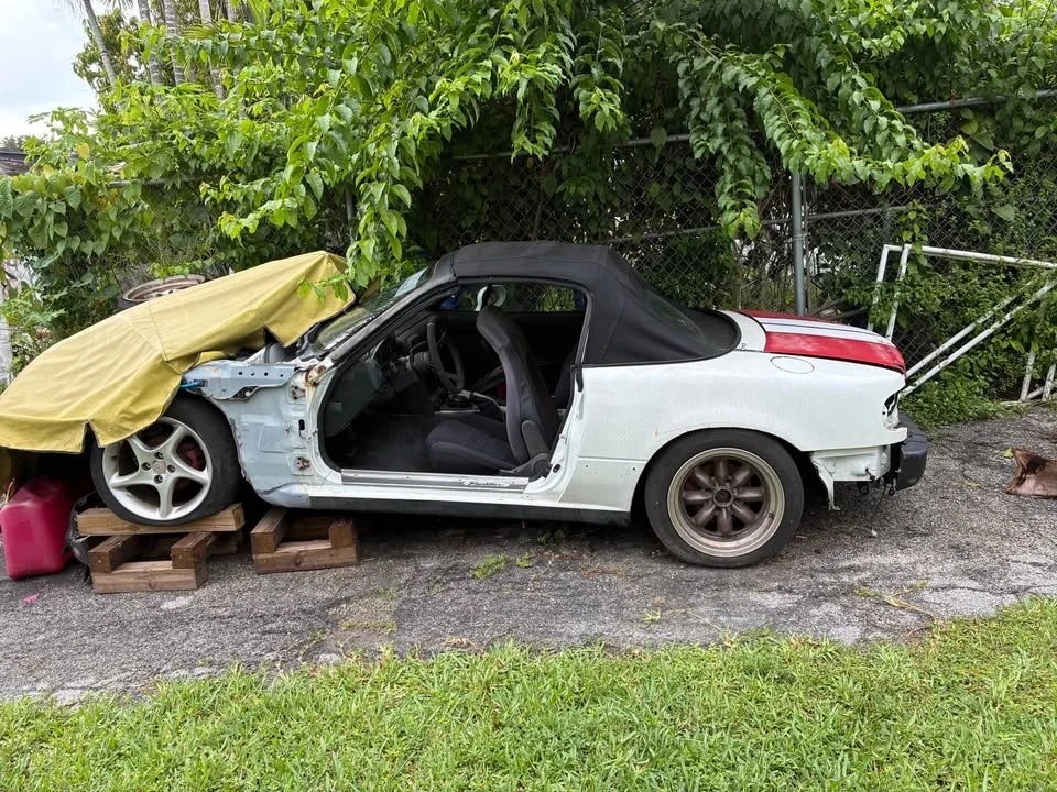 1990 Mazda NA MX-5 Miata - Image 6 of 6