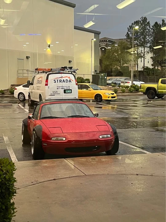 1990 Mazda NA MX-5 Miata - Image 5 of 6