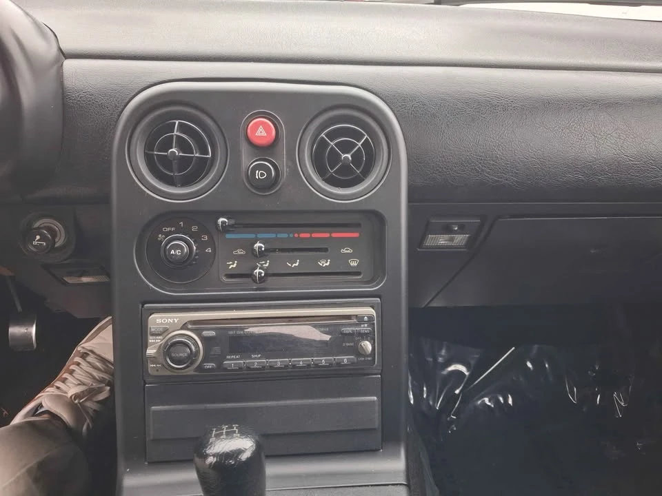 1990 Mazda NA MX-5 Miata - Image 9 of 9