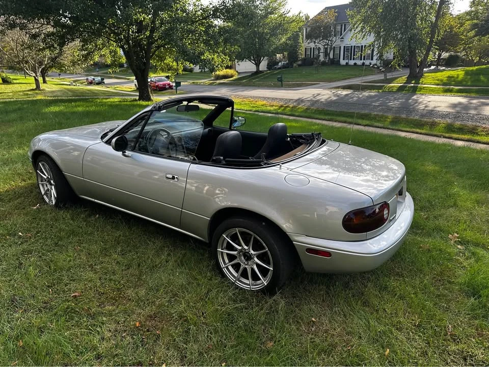 1990 Mazda NA MX-5 Miata - Image 10 of 20