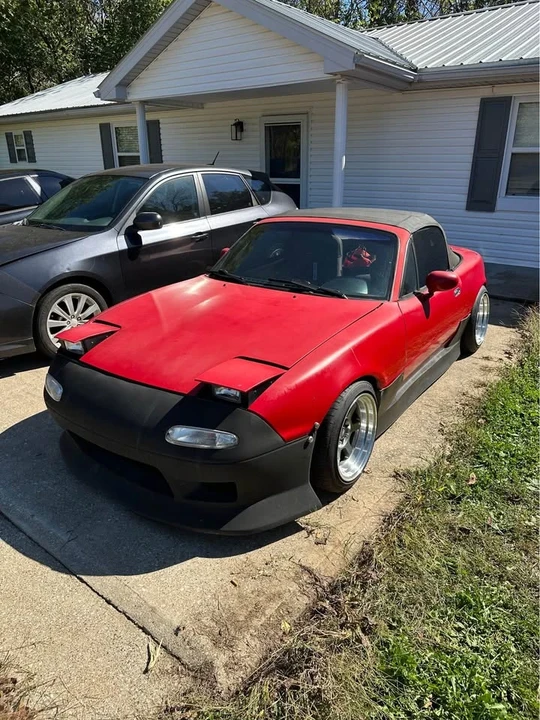 1990 Mazda NA MX-5 Miata - Image 2 of 12
