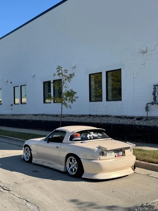 1990 Mazda NA MX-5 Miata - Image 6 of 8