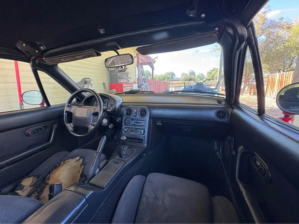 1990 Mazda NA MX-5 Miata - Image 11 of 19