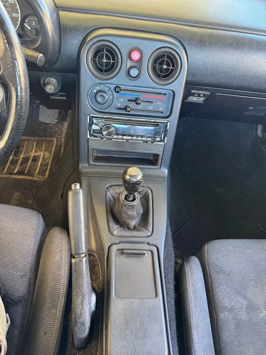 1990 Mazda NA MX-5 Miata - Image 12 of 19