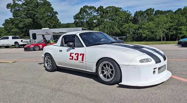 1990 Mazda MX-5 Miata Convertible