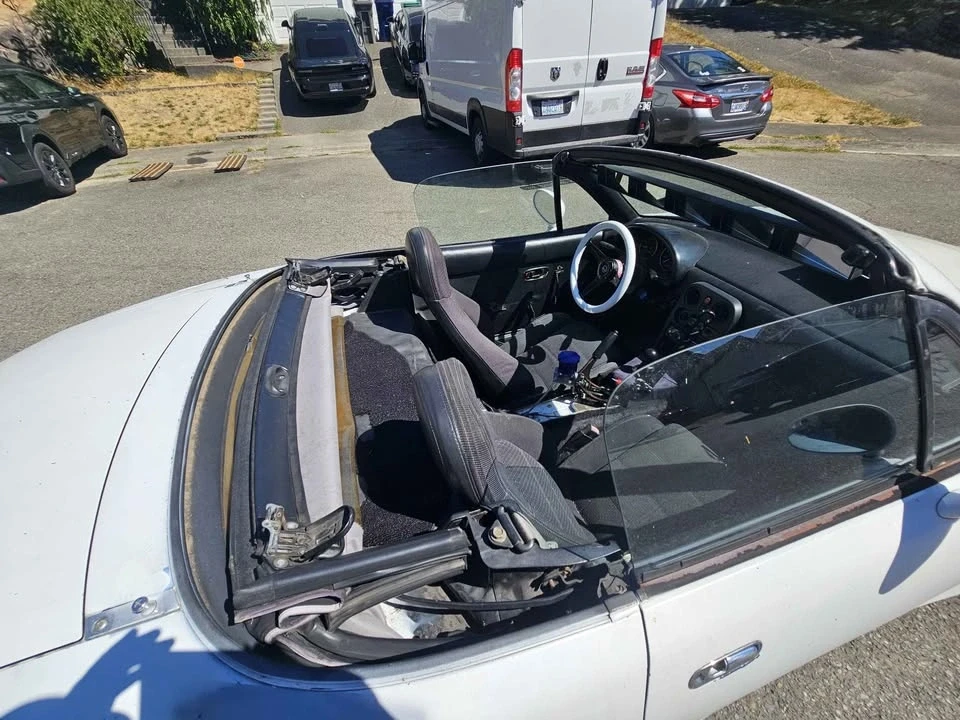 1990 Mazda NA MX-5 Miata - Image 4 of 18