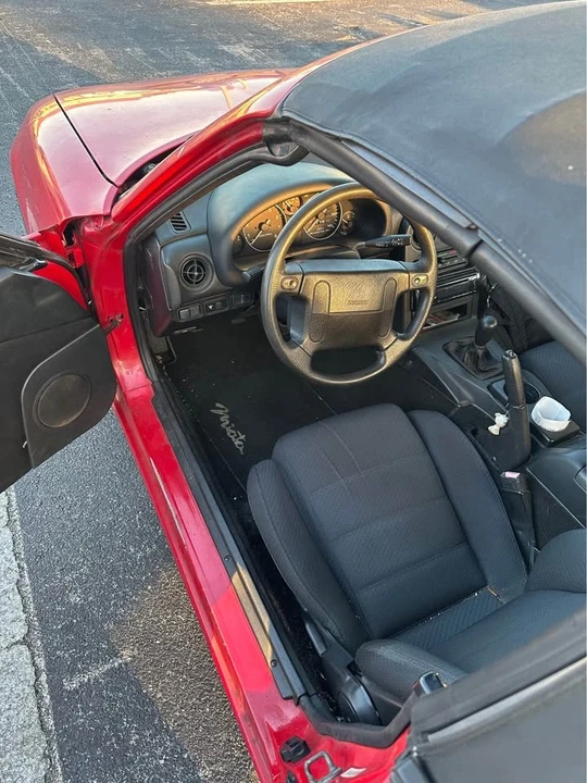 1990 Mazda NA MX-5 Miata - Image 3 of 8