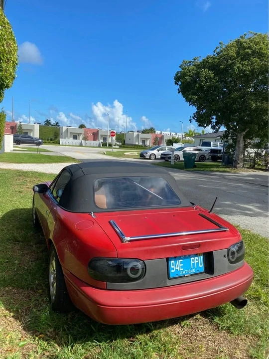 1990 Mazda NA MX-5 Miata - Image 4 of 12