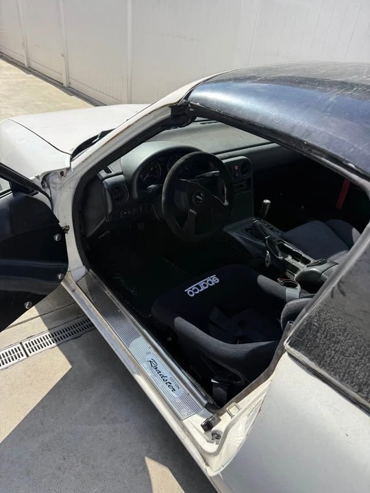 1990 Mazda NA MX-5 Miata - Image 11 of 15