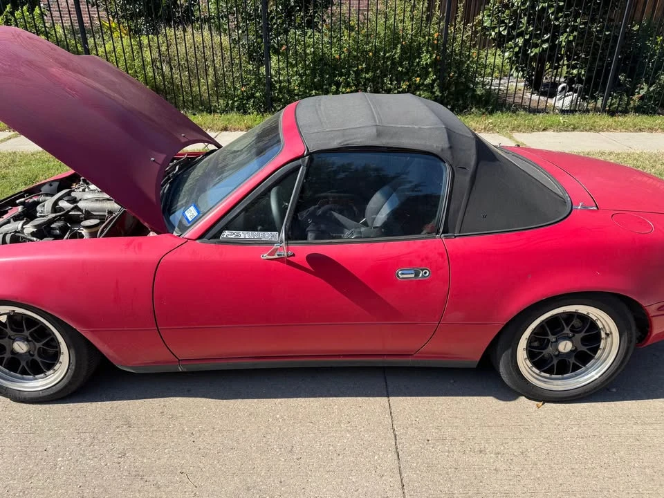 1990 Mazda NA MX-5 Miata - Image 8 of 10