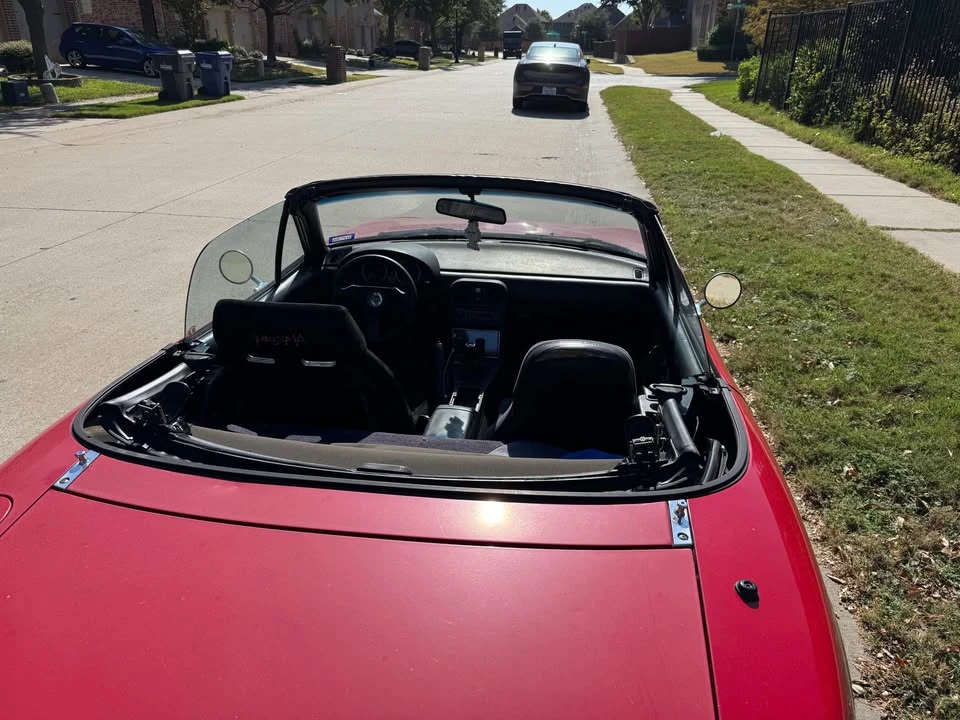1990 Mazda NA MX-5 Miata - Image 5 of 10