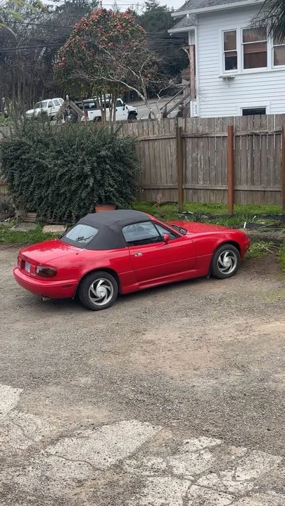 1990 Mazda NA MX-5 Miata - Image 8 of 13