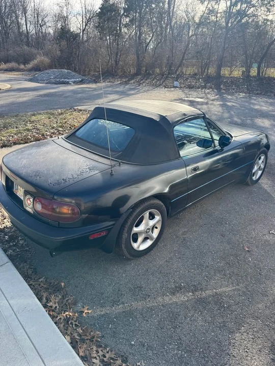 1990 Mazda NA MX-5 Miata - Image 3 of 6