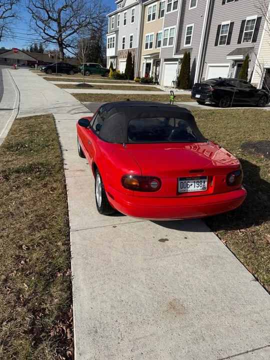 1990 Mazda NA MX-5 Miata - Image 5 of 11