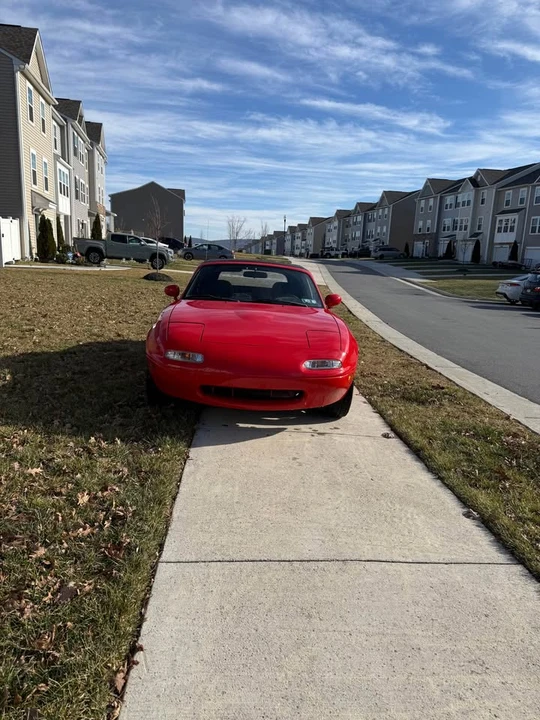 1990 Mazda NA MX-5 Miata - Image 6 of 11