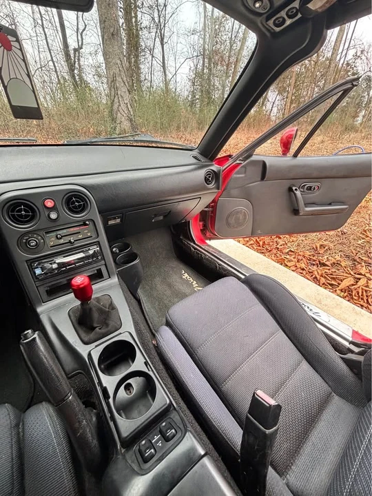 1990 Mazda NA MX-5 Miata - Image 4 of 16