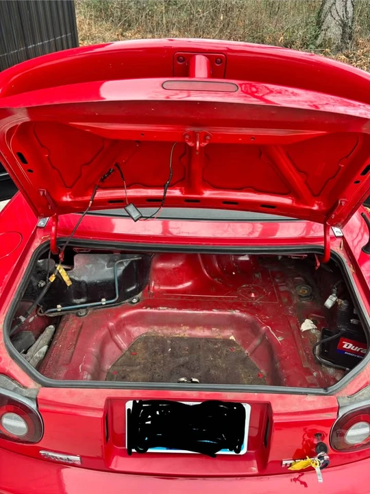 1990 Mazda NA MX-5 Miata - Image 2 of 16