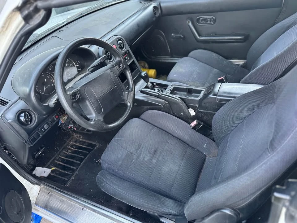 1990 Mazda NA MX-5 Miata - Image 5 of 6