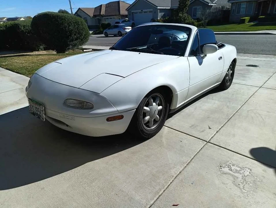 1990 Mazda NA MX-5 Miata - Image 4 of 8