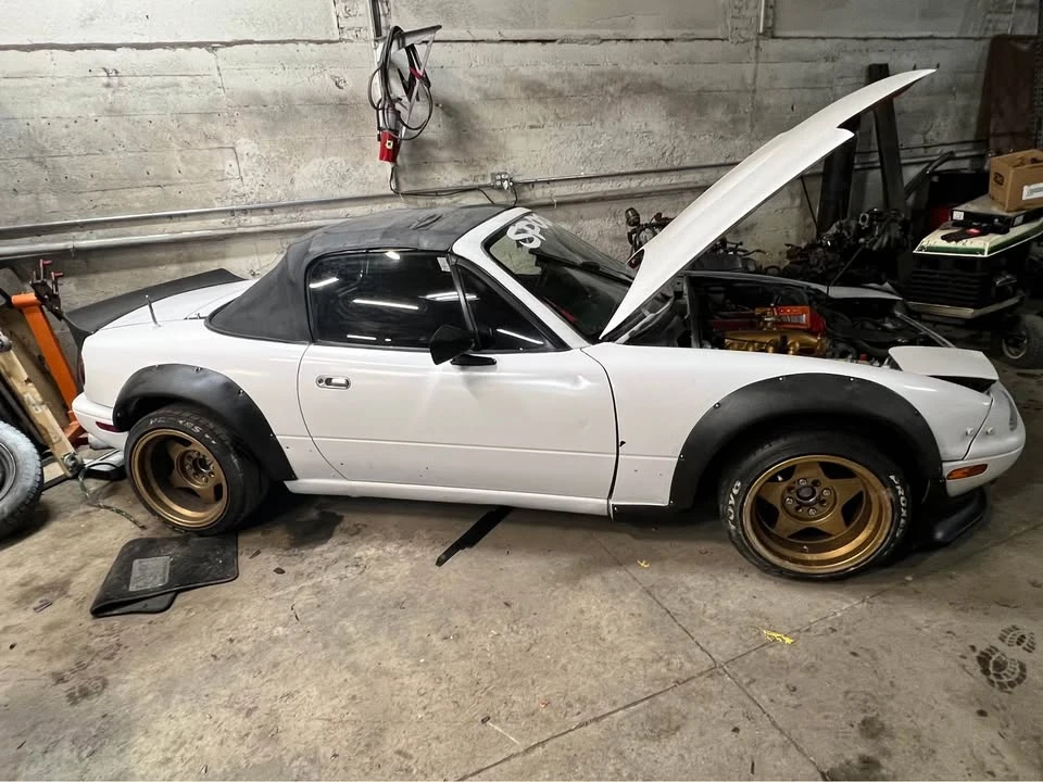 1990 Mazda NA MX-5 Miata - Image 7 of 16