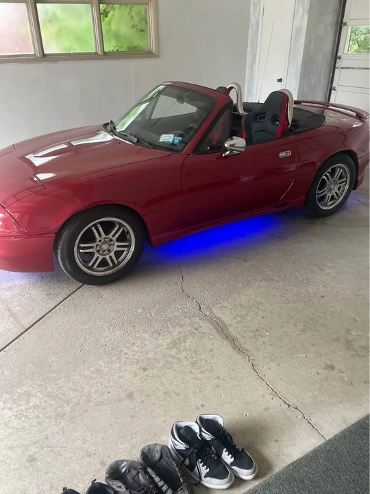 1990 Mazda NA MX-5 Miata - Image 3 of 6