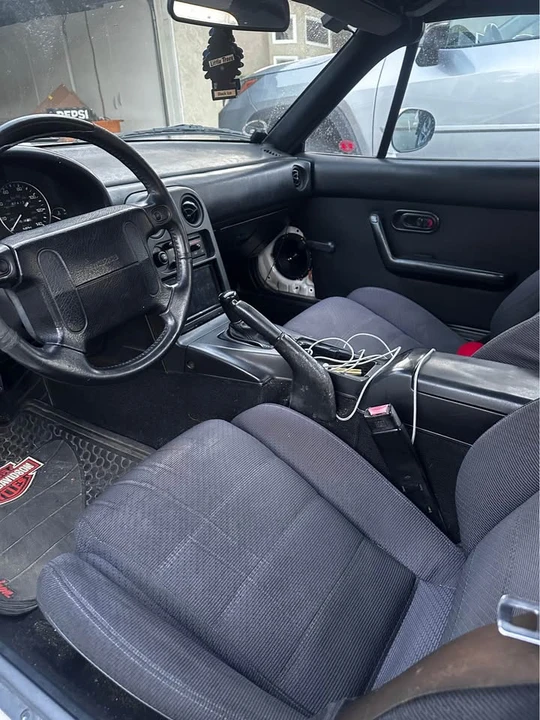 1990 Mazda NA MX-5 Miata - Image 5 of 9