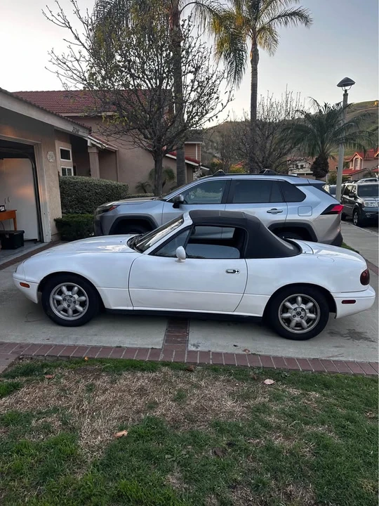 1990 Mazda NA MX-5 Miata - Image 3 of 9