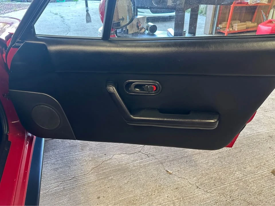 1990 Mazda NA MX-5 Miata - Image 13 of 13