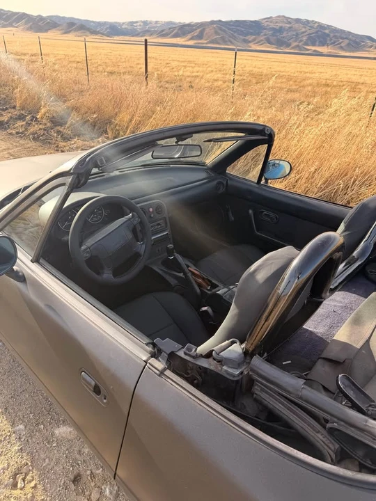 1990 Mazda NA MX-5 Miata - Image 7 of 8