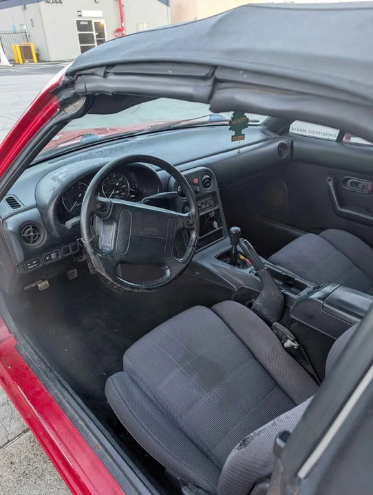 1990 Mazda NA MX-5 Miata - Image 6 of 7