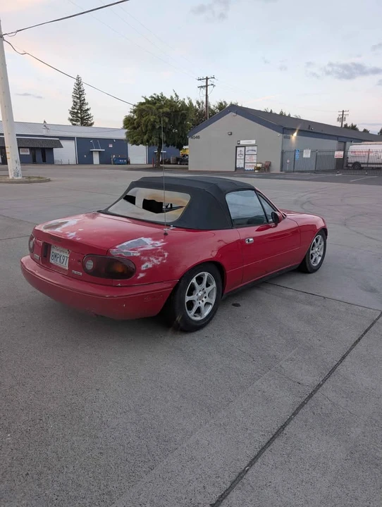 1990 Mazda NA MX-5 Miata - Image 4 of 7