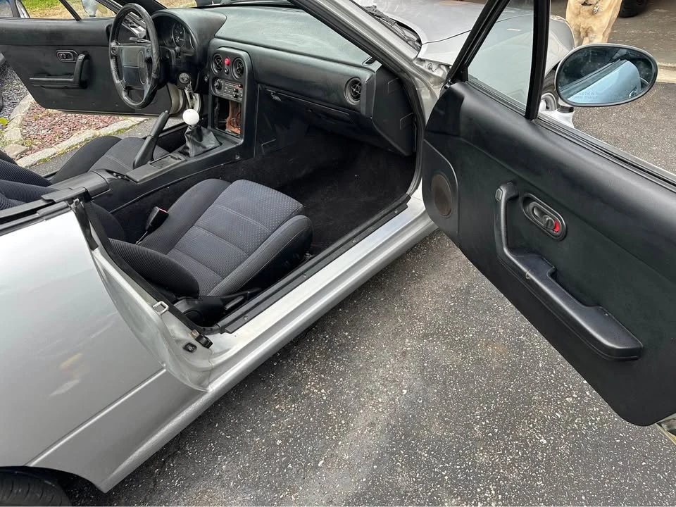 1990 Mazda NA MX-5 Miata - Image 5 of 7