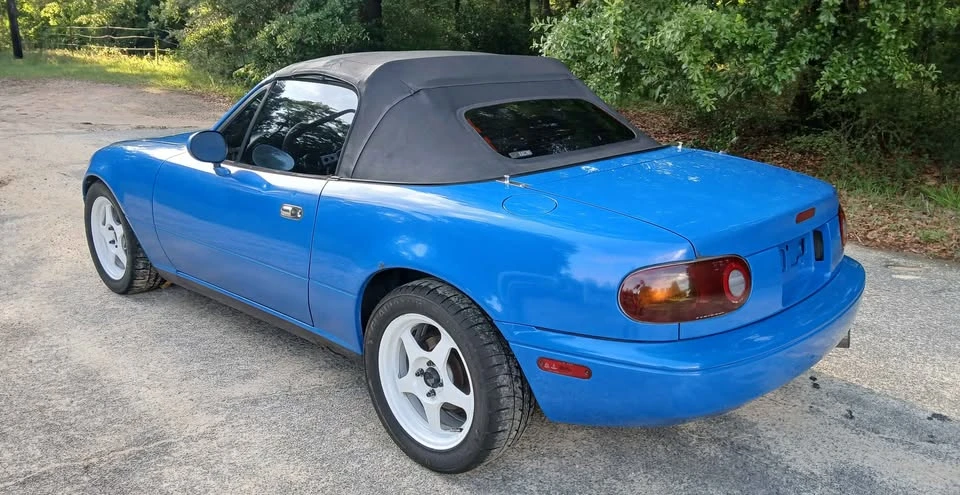 1990 Mazda NA MX-5 Miata - Image 4 of 17