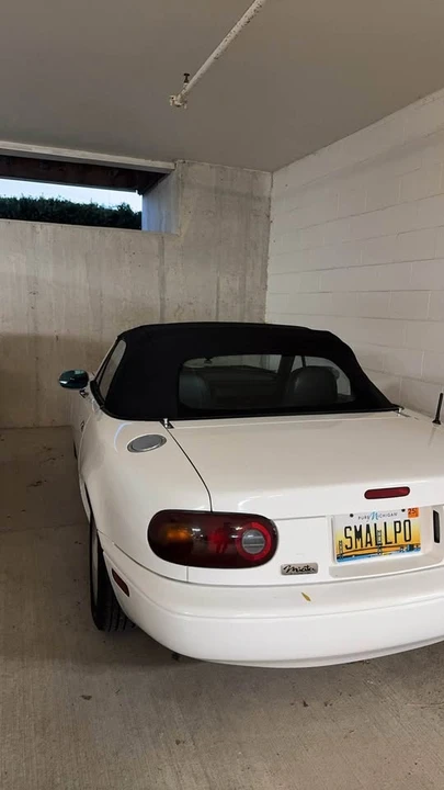 1990 Mazda NA MX-5 Miata - Image 6 of 6