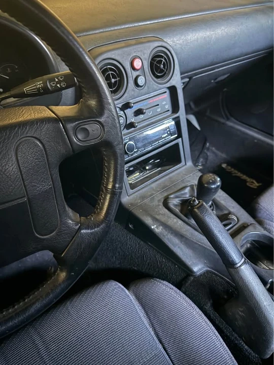 1990 Mazda NA MX-5 Miata - Image 2 of 9