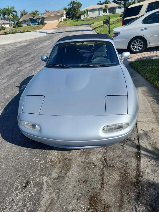 1990 Mazda NA MX-5 Miata - Image 6 of 8
