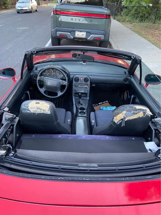 1990 Mazda NA MX-5 Miata - Image 16 of 16